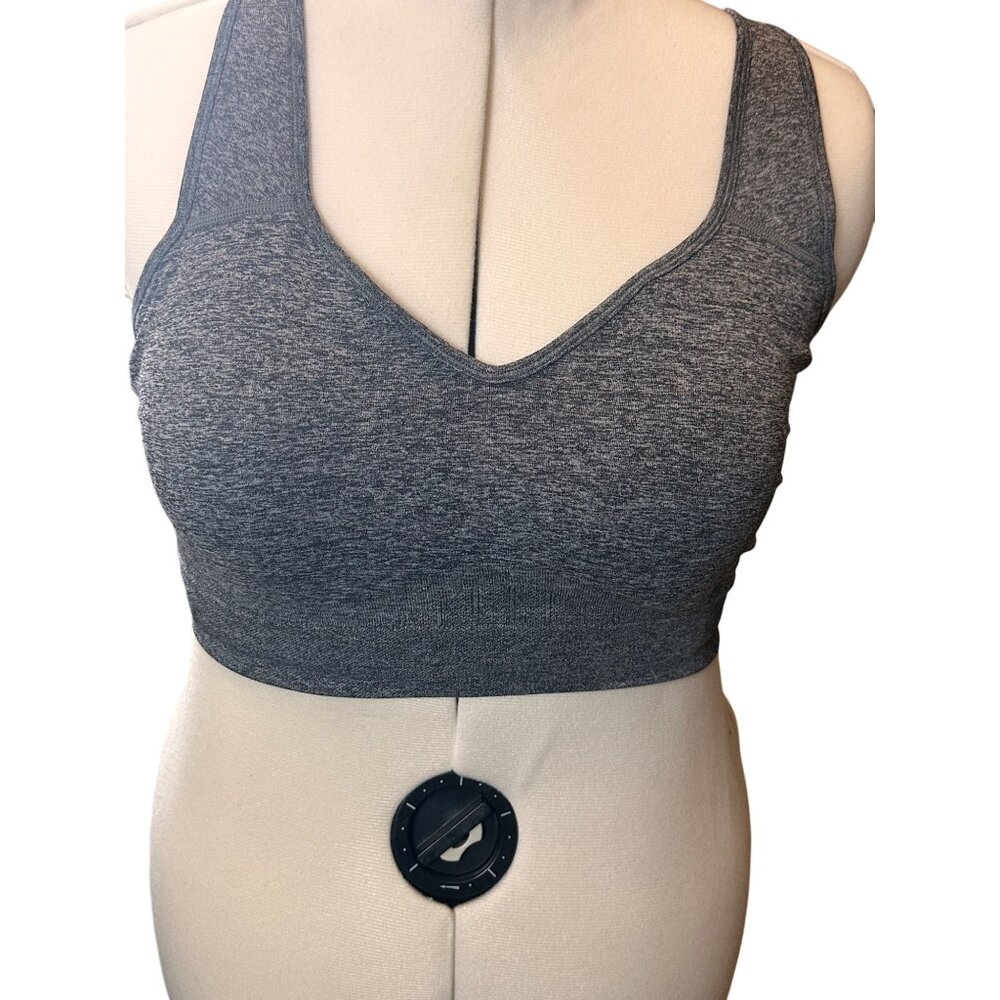 Puma XL Performance Removeable Foam Pads Seamless Sports Bra  Comfortable NEW